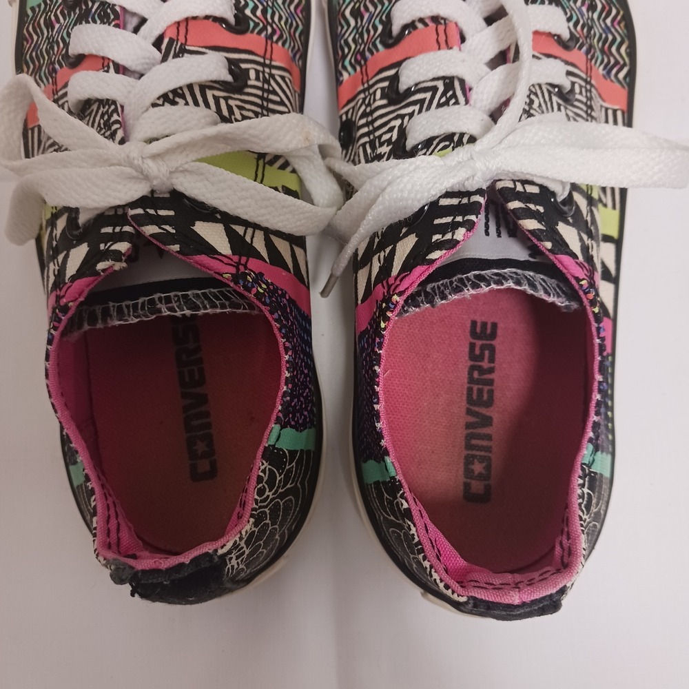 Converse All Star women's tennis shoes Sz 8 colorful Geometric Pattern - Picture 7 of 12